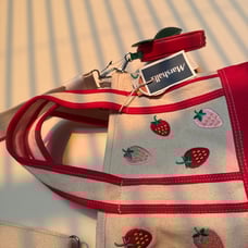 Strawberry tote
