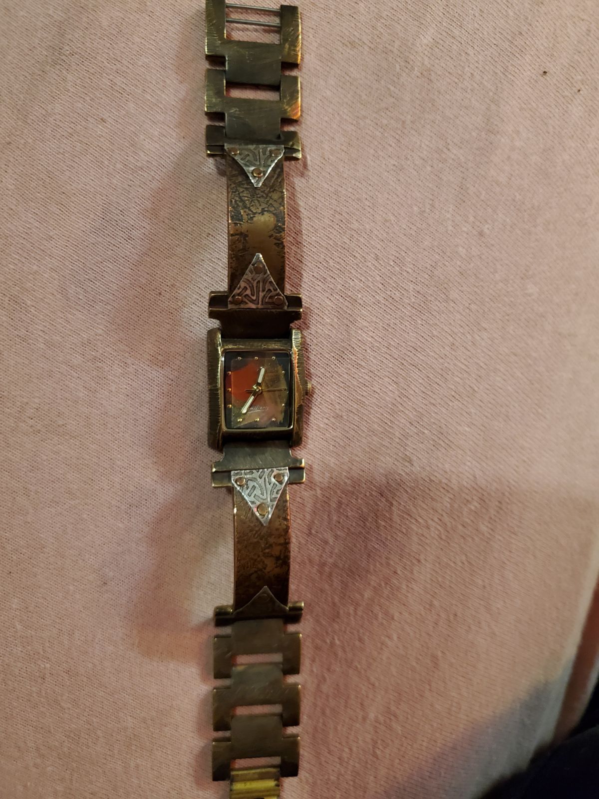 Watch for woman made by watch craft hand