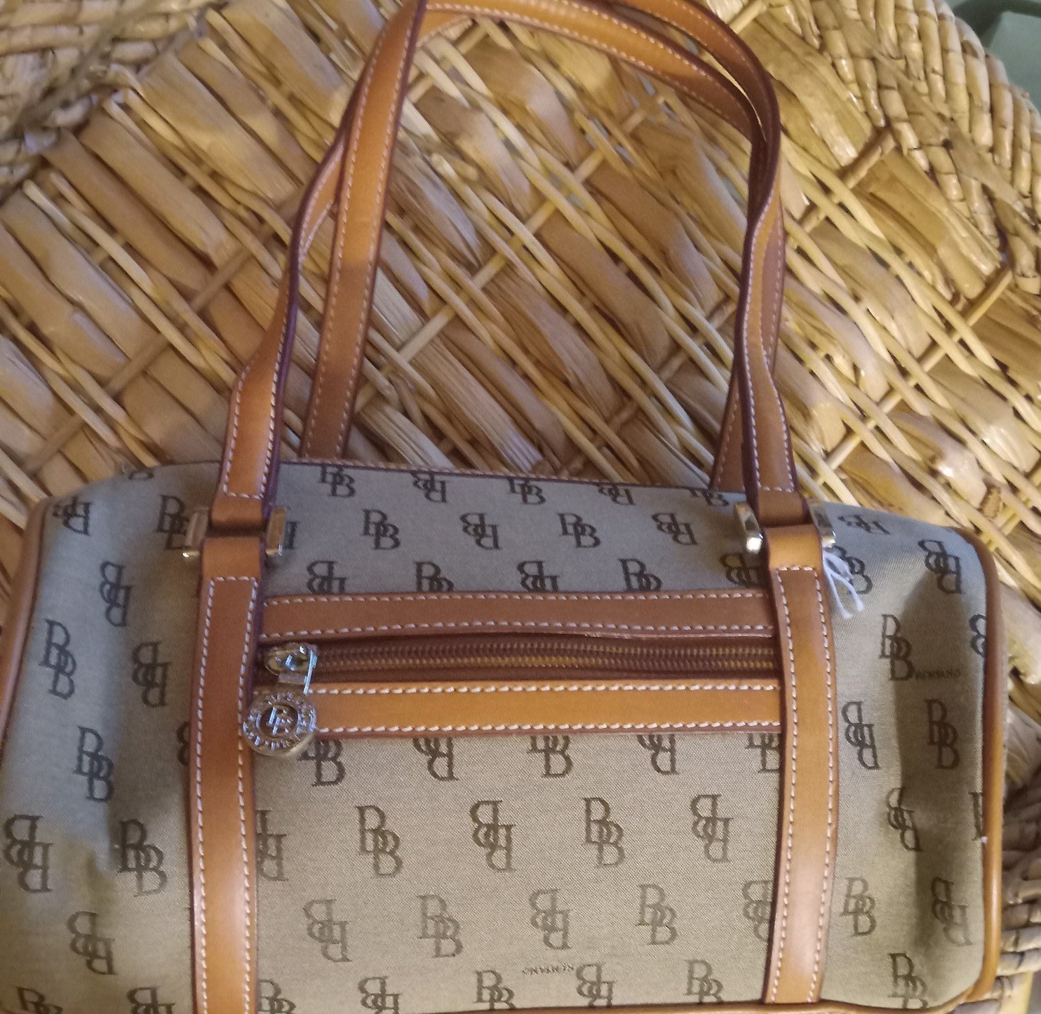 Brentano Italian vegan faux brown leather barrel Bag. Women's luxury designer