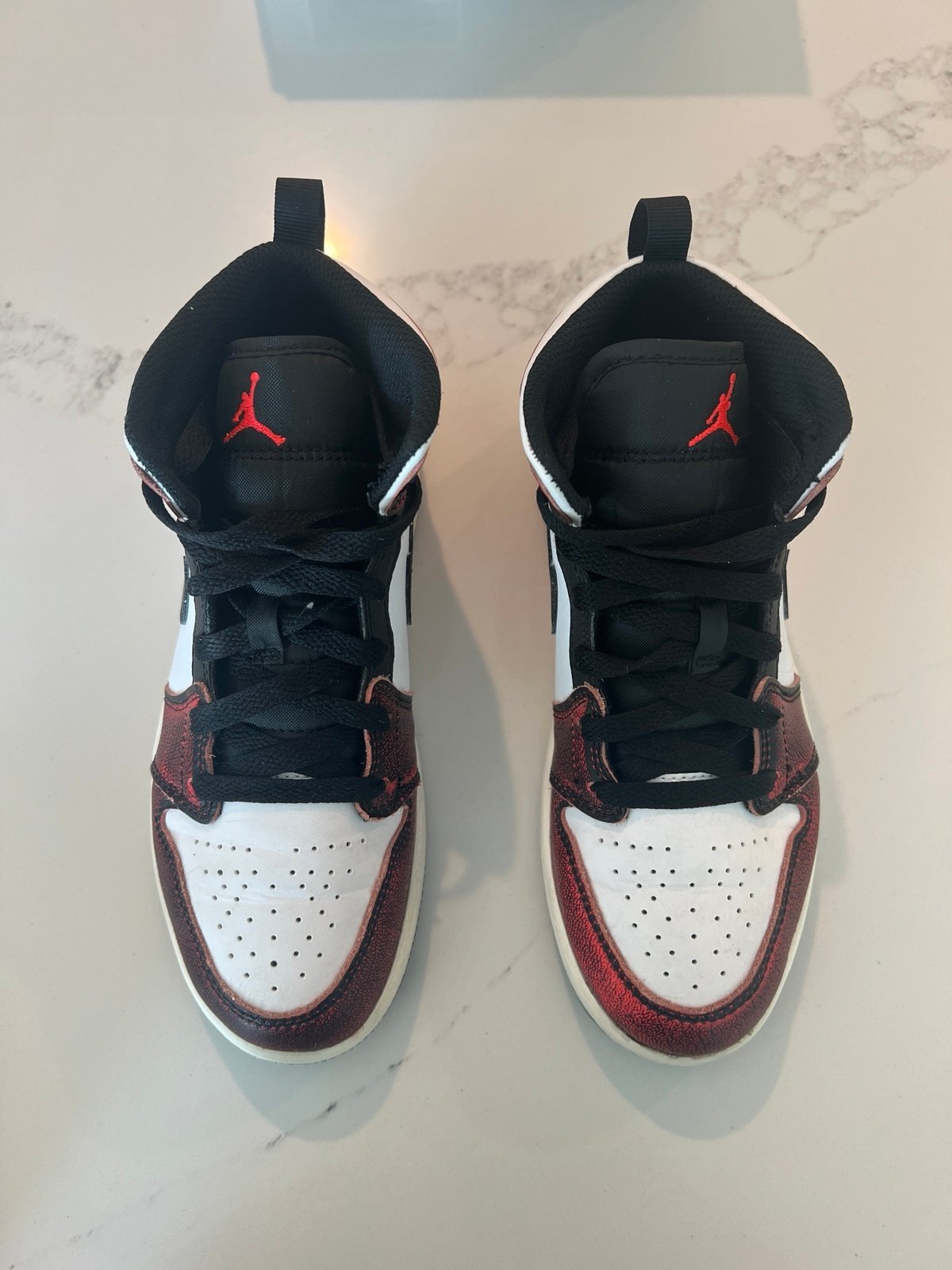 kids Jordan 1 mid