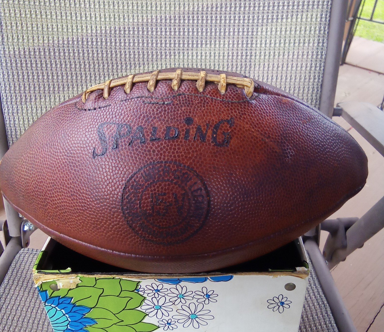RARE ORIGINAL 1960 SPALDING OFFICIAL INTERCOLLEGIATE J 5 - V