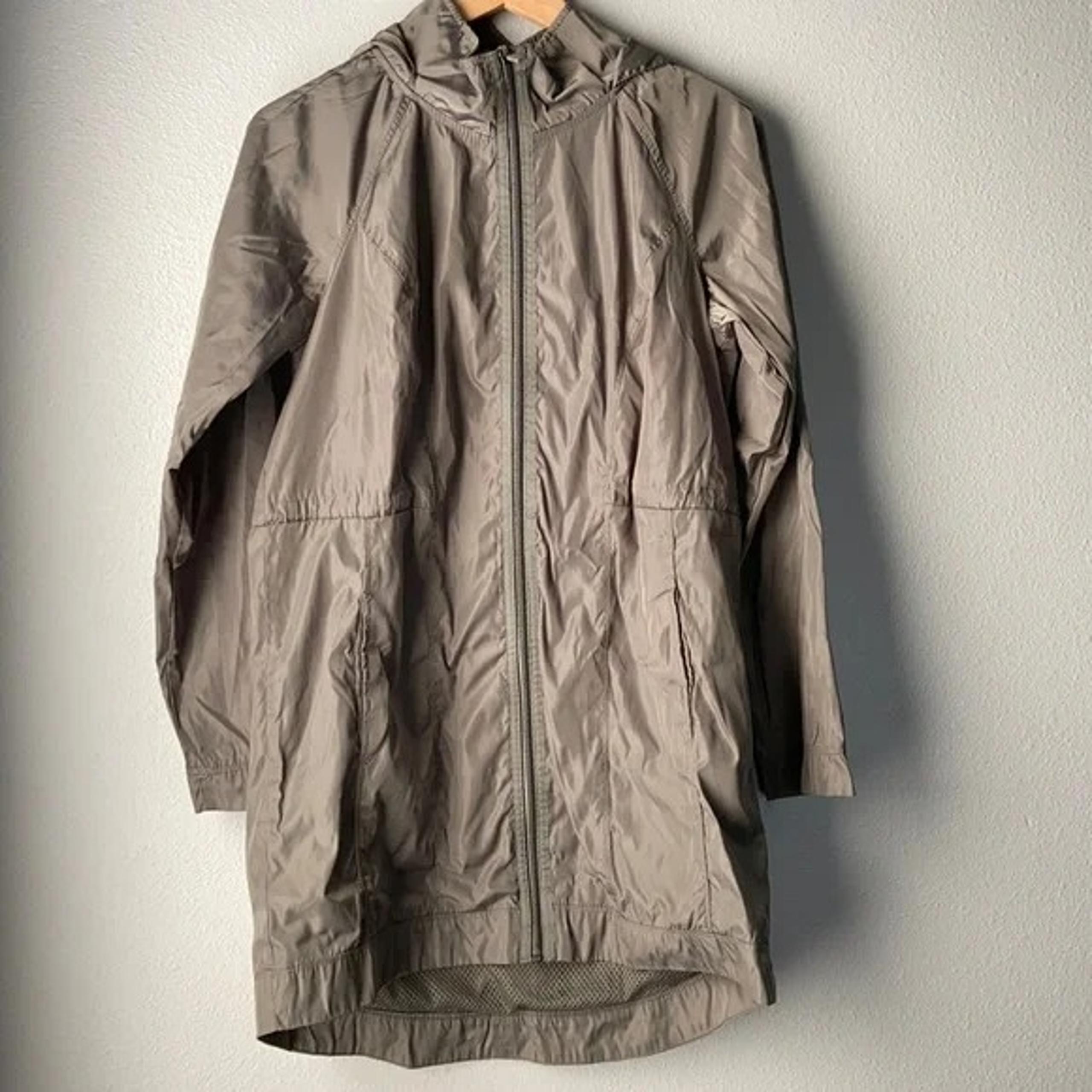 Athletic Works Athleisure Raincoat Olive Green Medium
