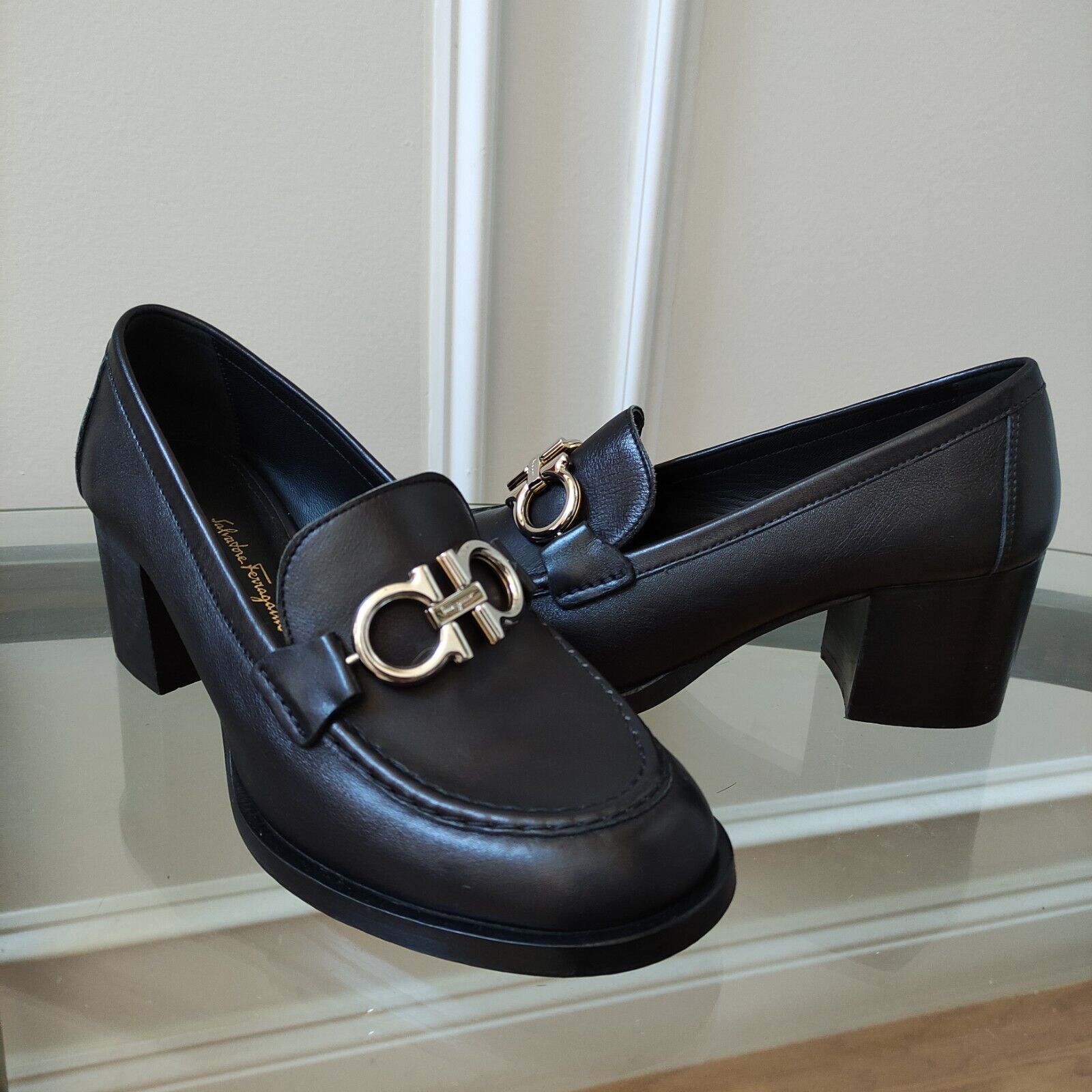 Salvatore Ferragamo Gancini Rolo Moc-Toe Block-Heel Loafers Pump Women's 7C