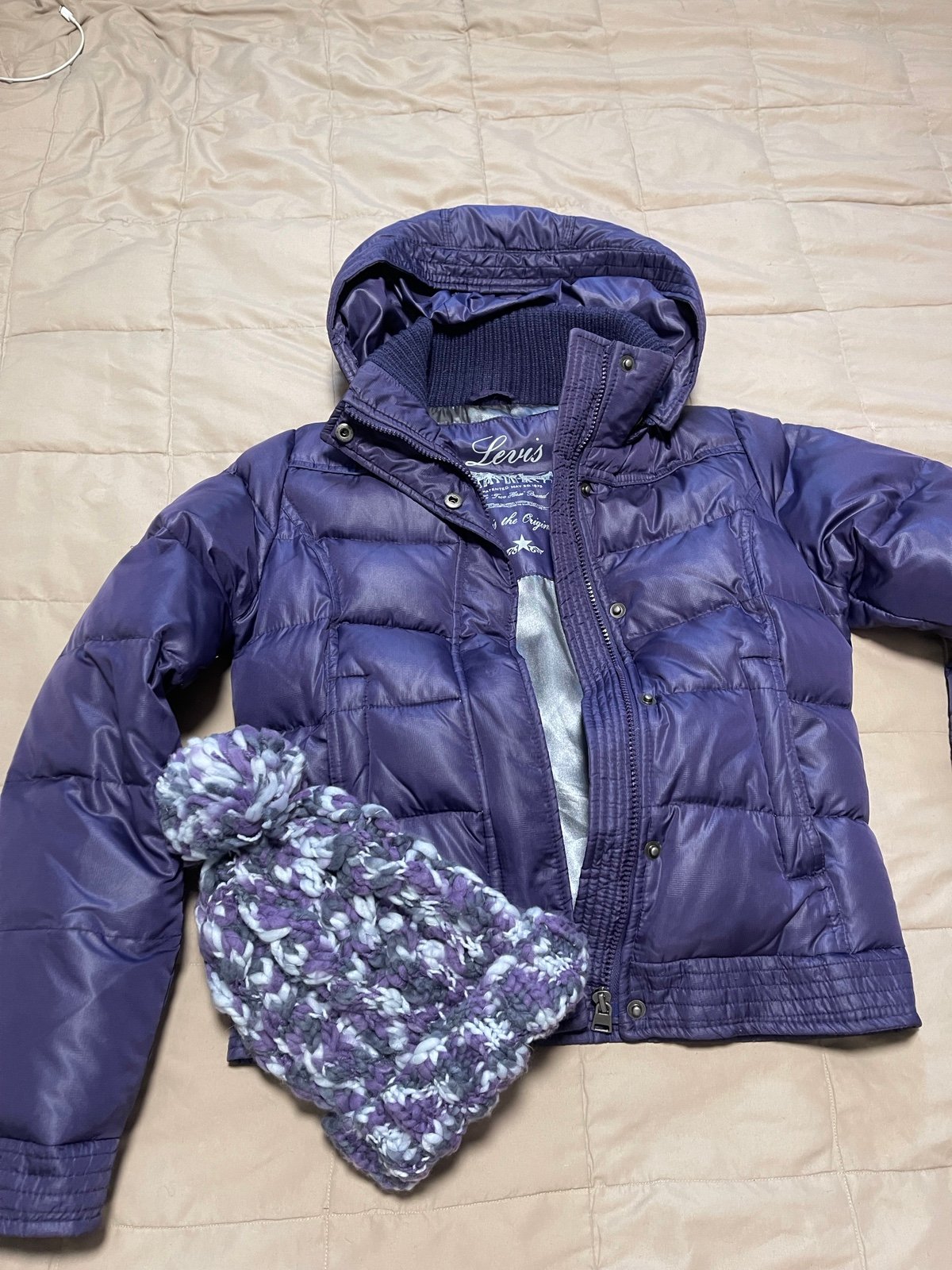 Levi's winter jacket purple hat H&M