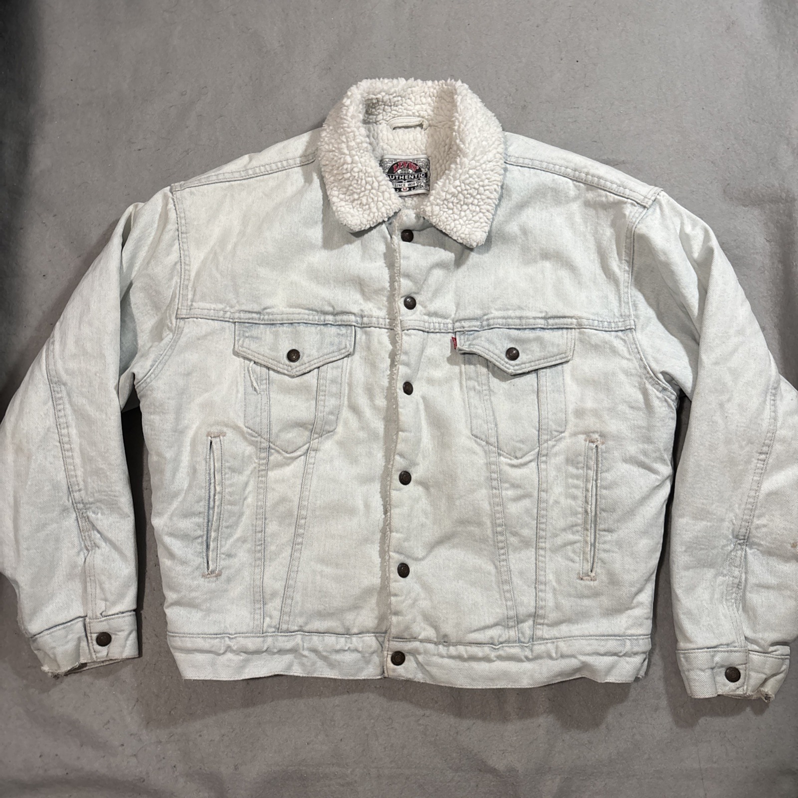 VINTAGE Levis Jacket Mens M Blue Sherpa Lined Trucker Bomber Denim 80s 90s