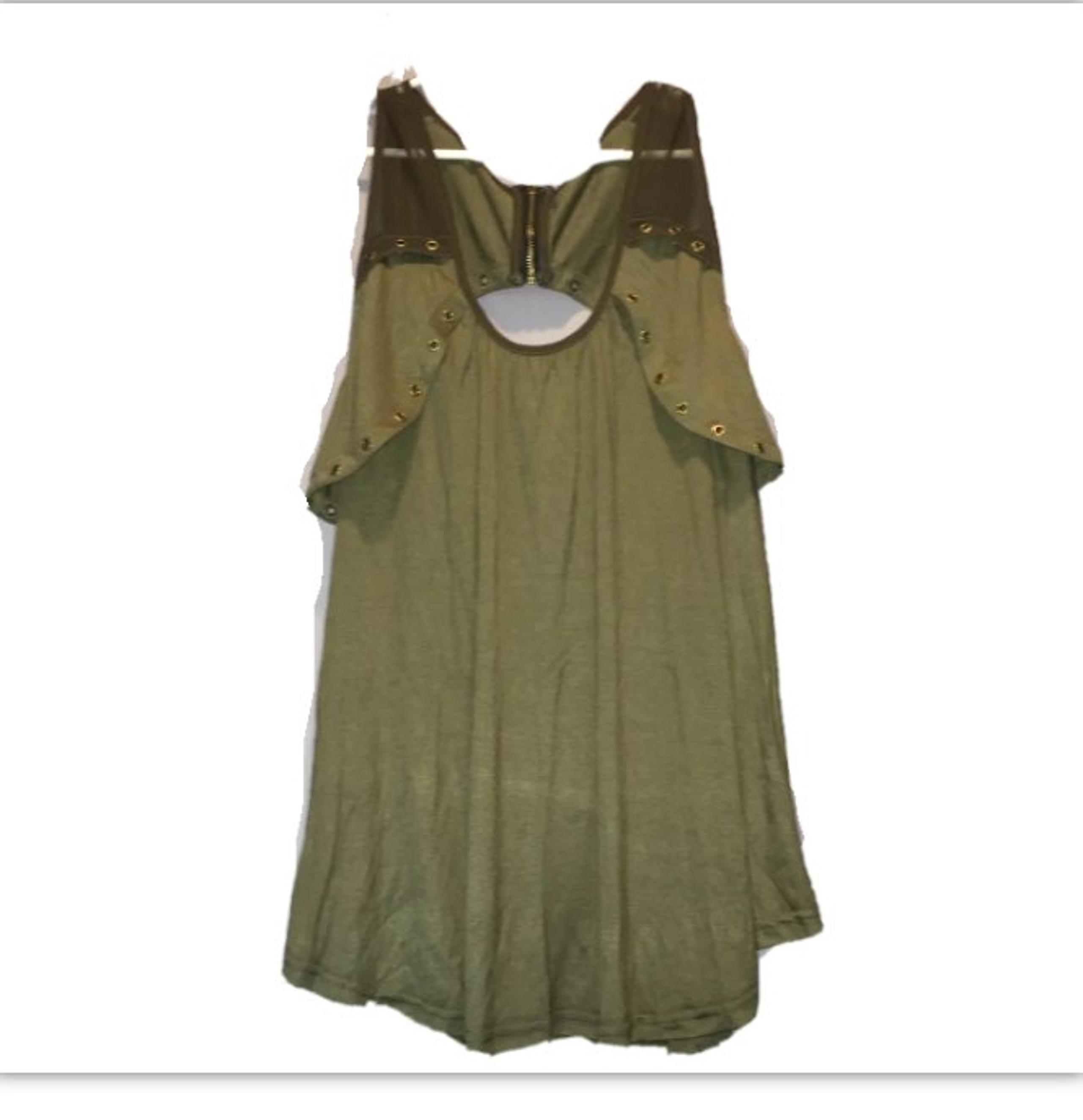 Miss Me tank top open back zipper studd