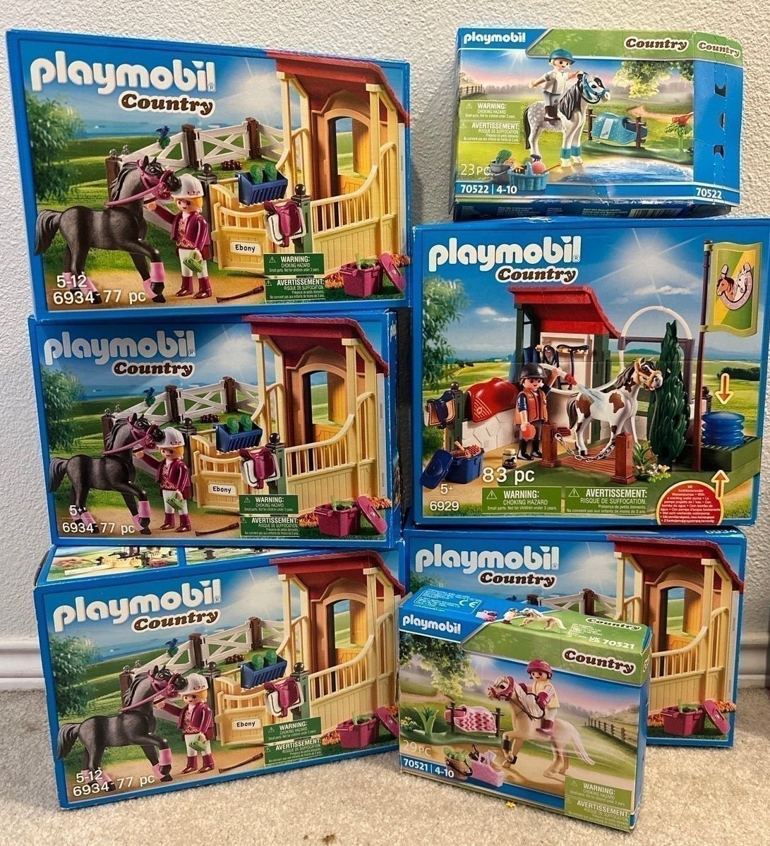Playmobil Equestrian Stables Horsebox Truck Tack room Show Podium Lot