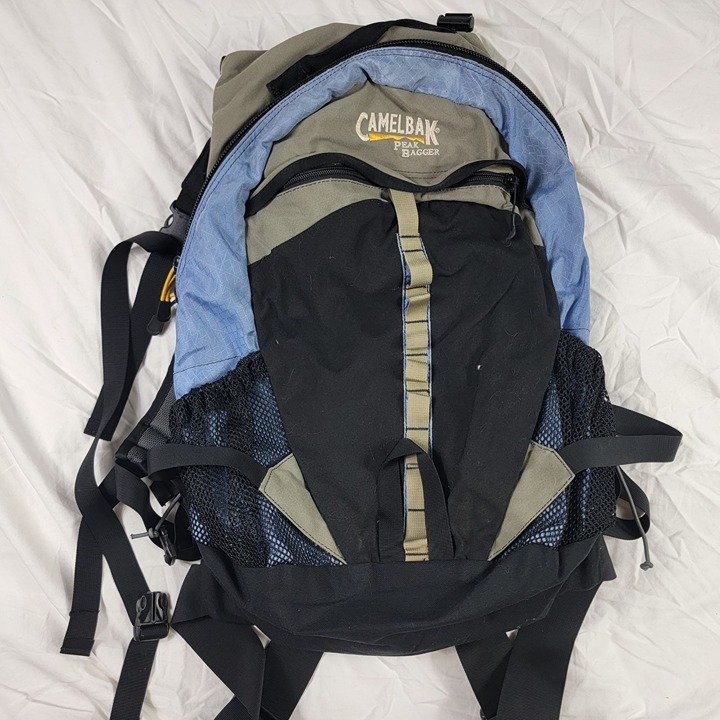 Camelbak Peak Bagger Blue Hydration Backpack Camping Hiking Trails Summer
