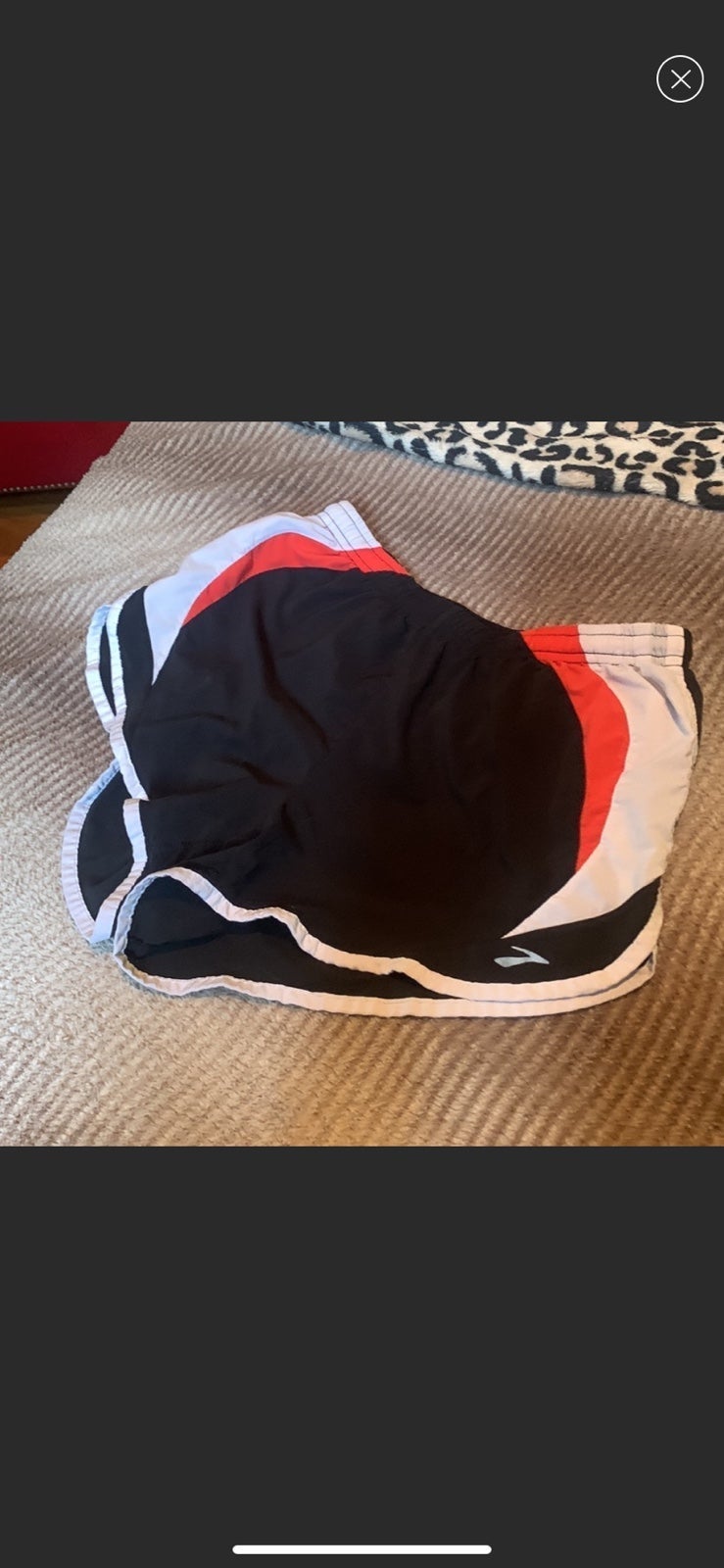 Brooks running shorts Small