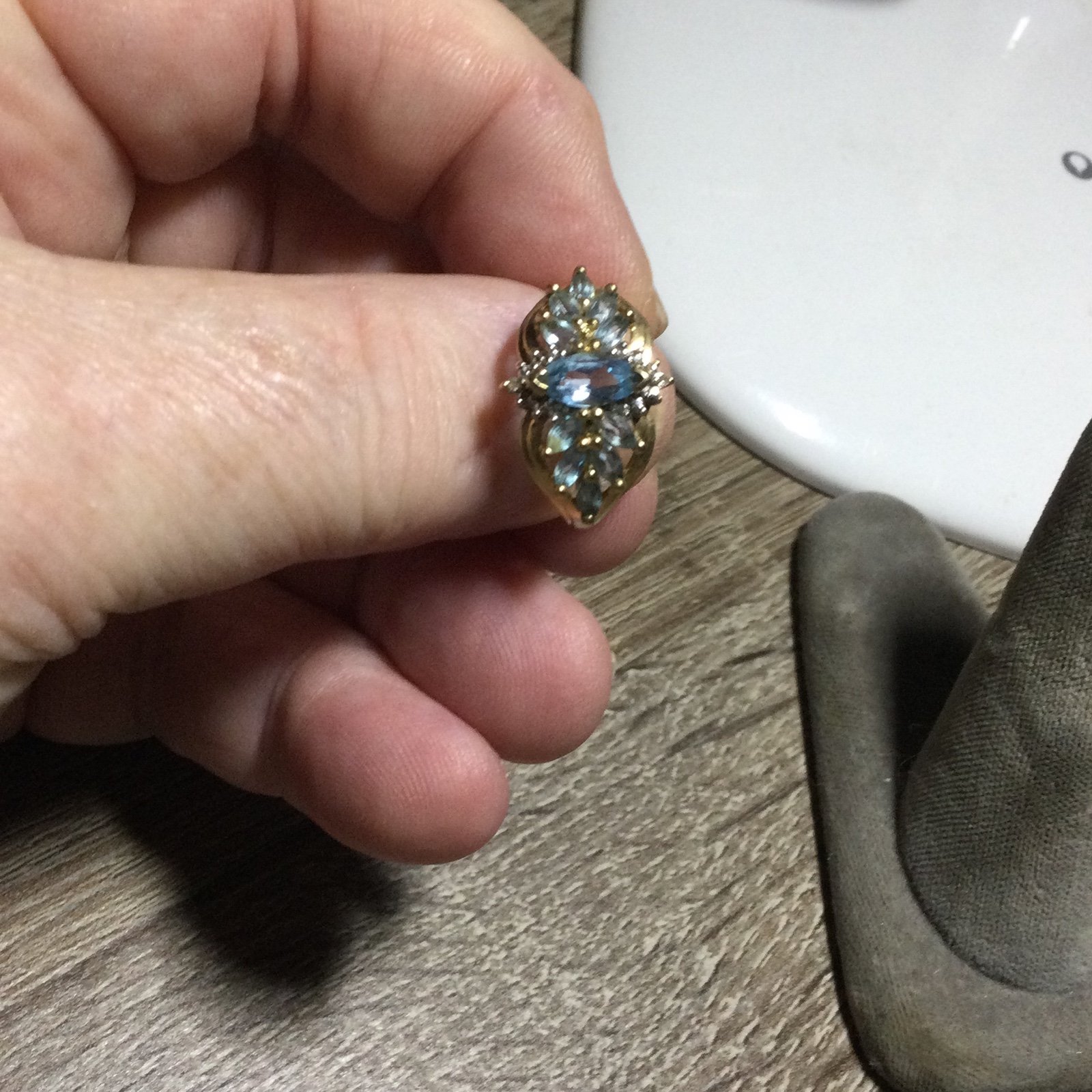 VINTAGE 10KT AQUAMARINE TOPAZ buy RING
