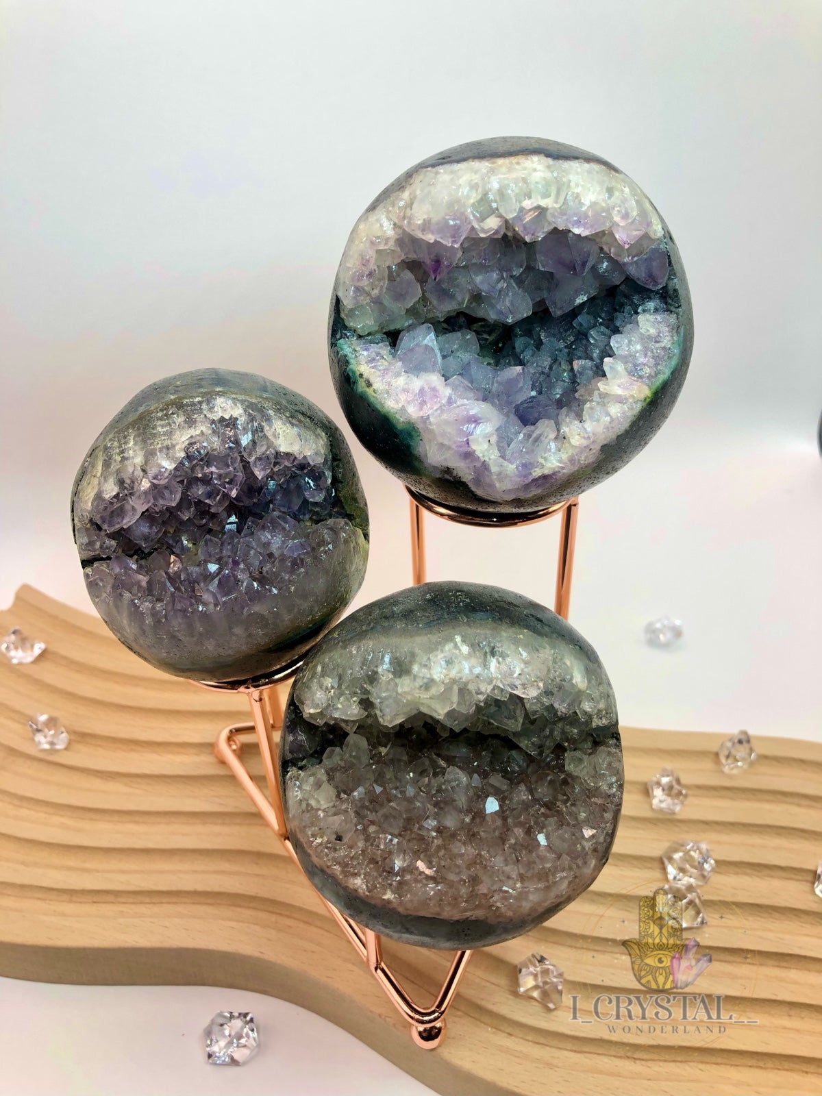Amethyst geode