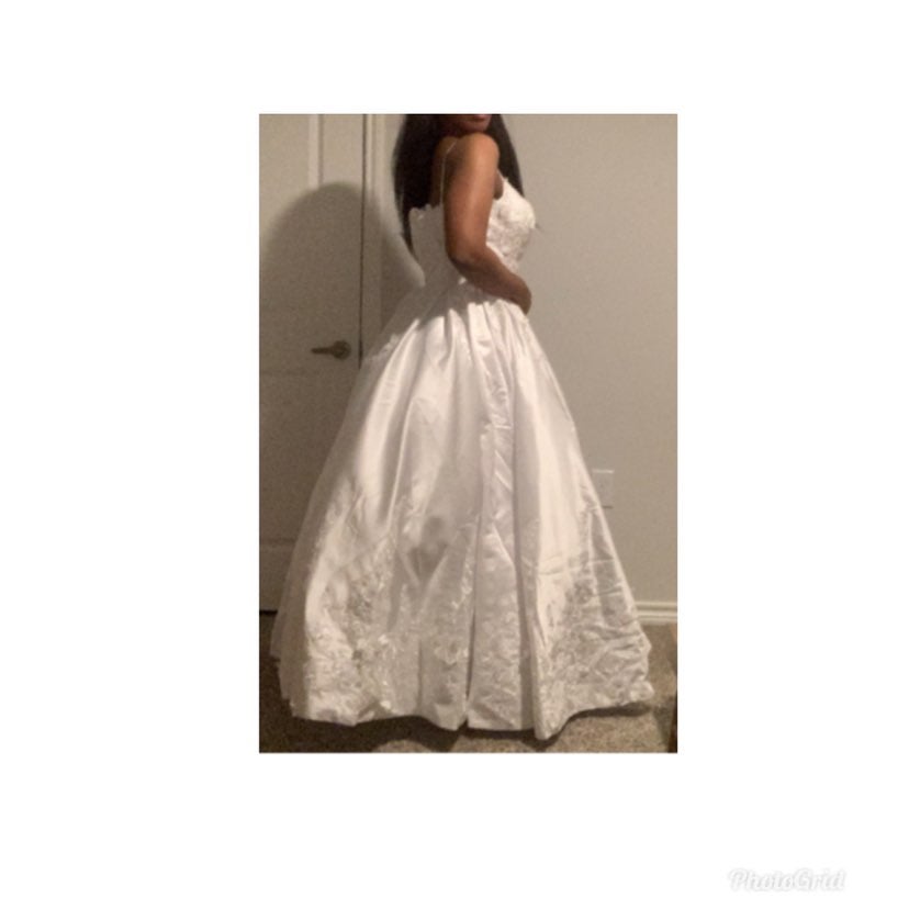 wedding dress