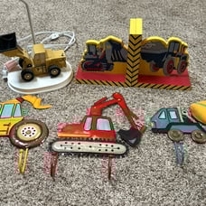 Construction site boys bedroom decor - wall art, book ends & lamp
