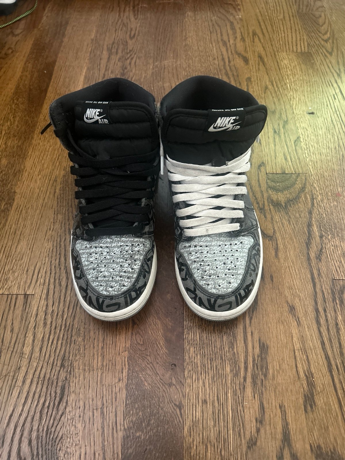 Jordan 1 High rebellionare (no box)