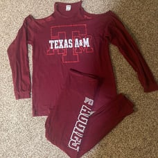 VS Pink top and bottom
