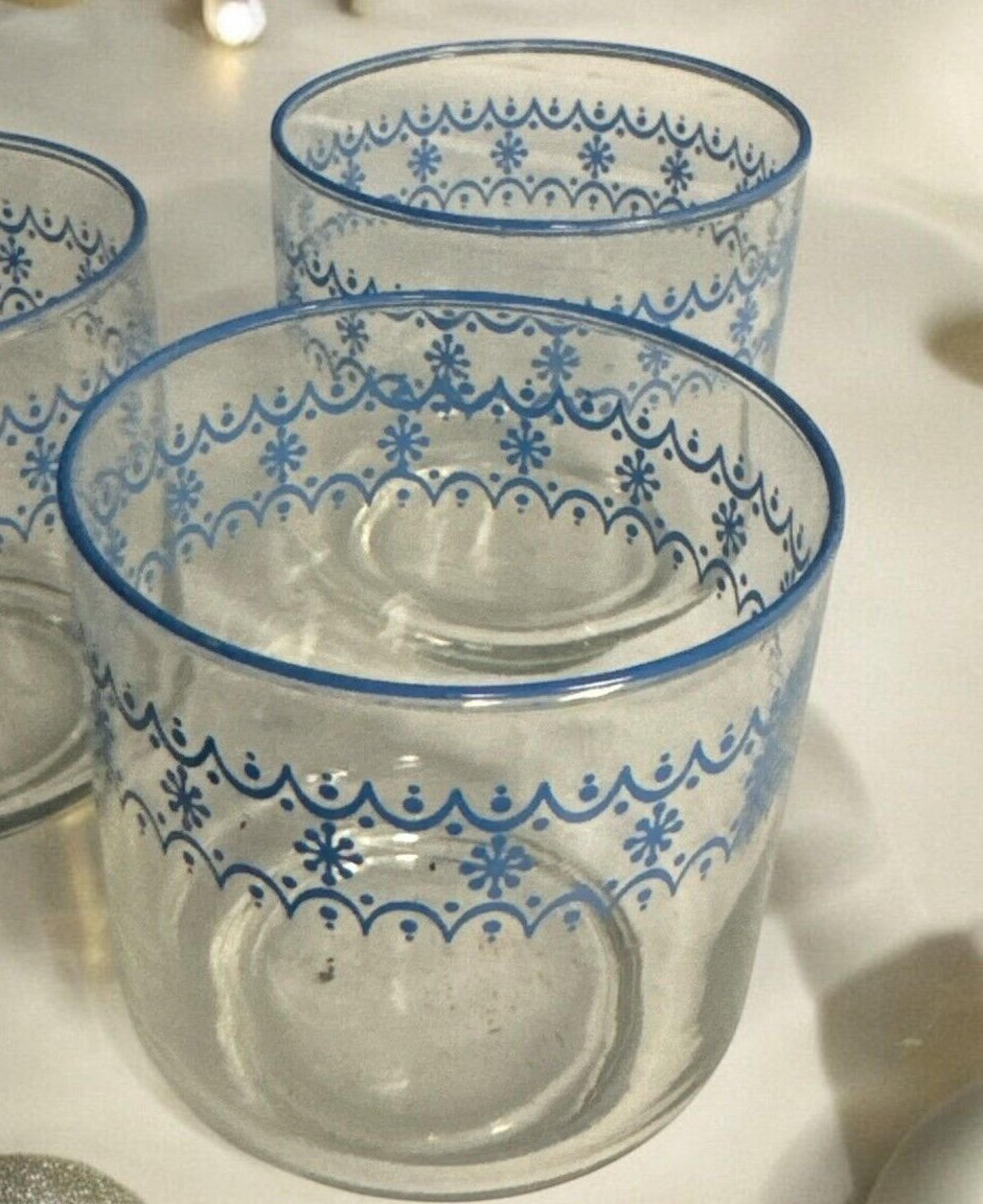 Set of 2 VTG HTF Libbey Clear Snowflake Garland 6 oz Drinkware Juice Glasses EUC