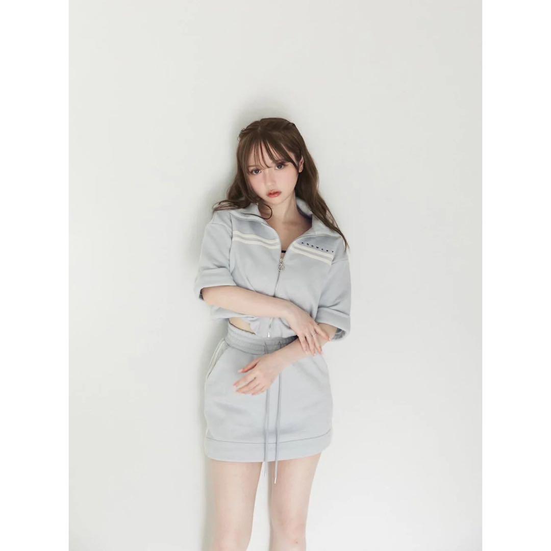 Andmary Ami Line Zip Tops & Skirt Other