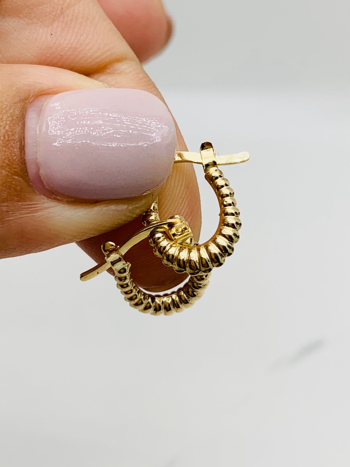 ❤️ Real 14k Gold Shrimp Earrings ❤️