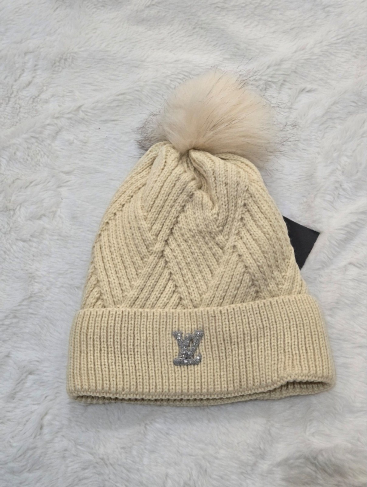 Pom Pom Beanie