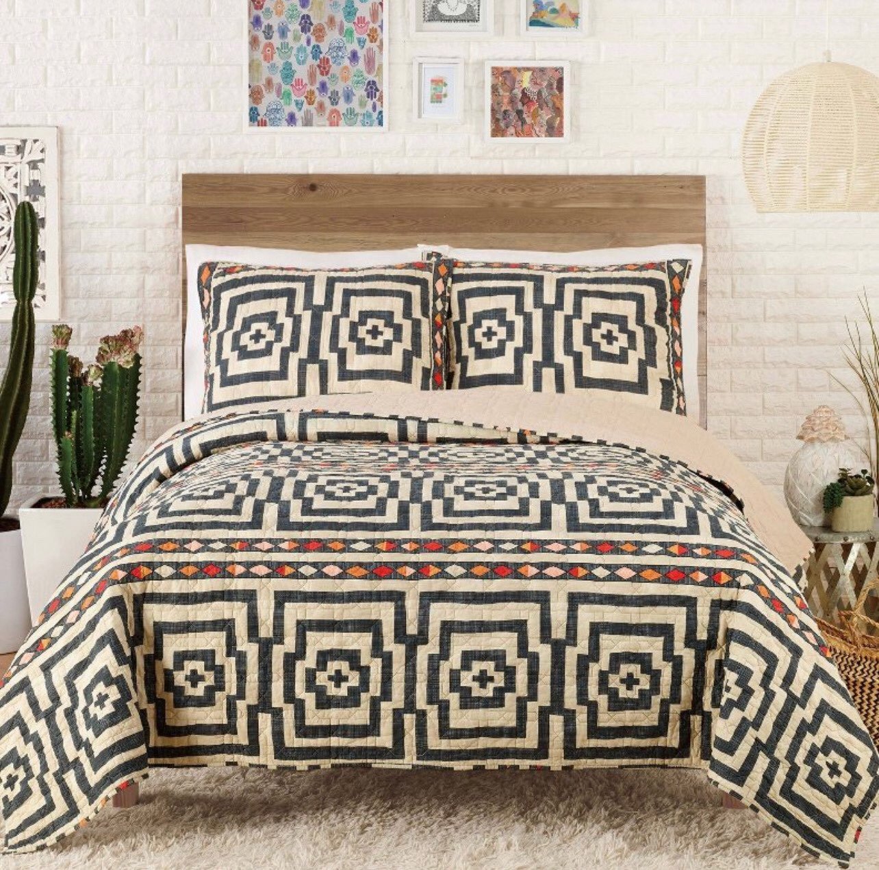 Hypnotic quilt set