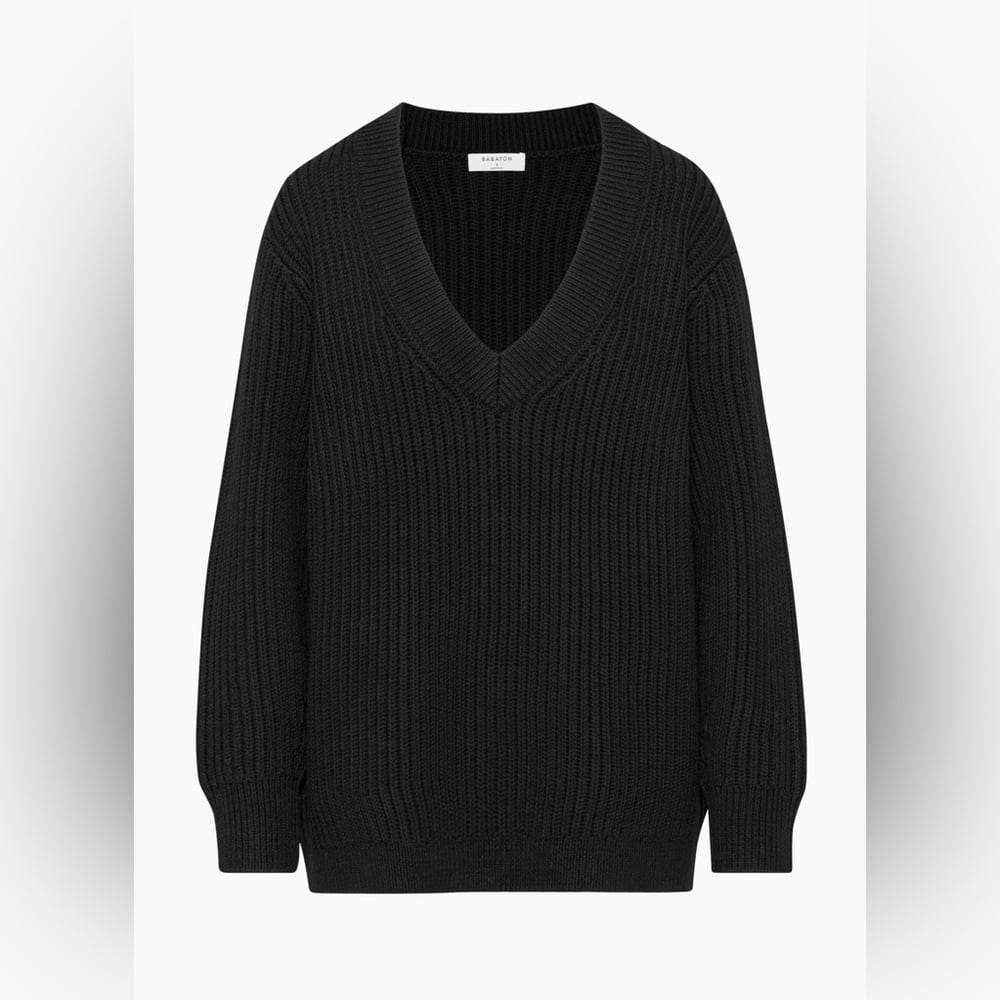 Aritzia Wilfred Roger Black V Neck Knit Oversized Pullover Sweater
