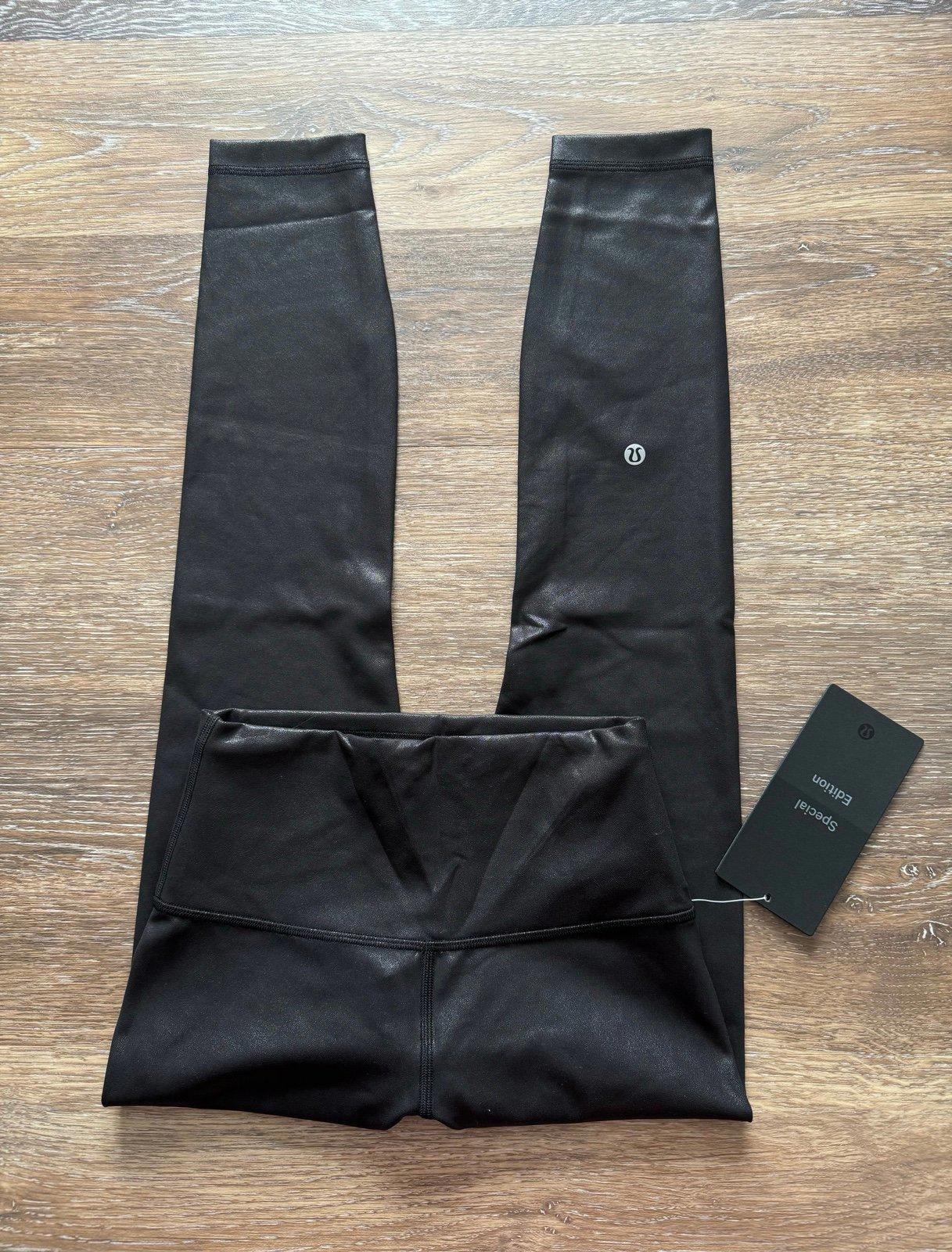 Lululemon Wunder Train HR 25” Radiate Foil Black Special Edition Size 4 NWT