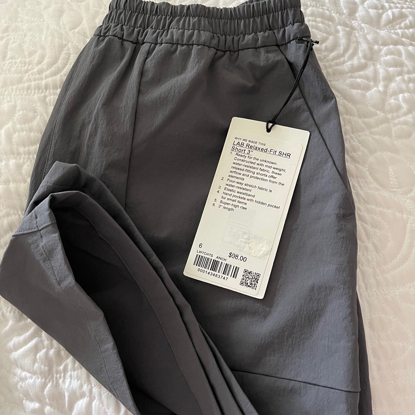 Lululemon LAB Relaxed Fit SHR Short 3” Sz 6