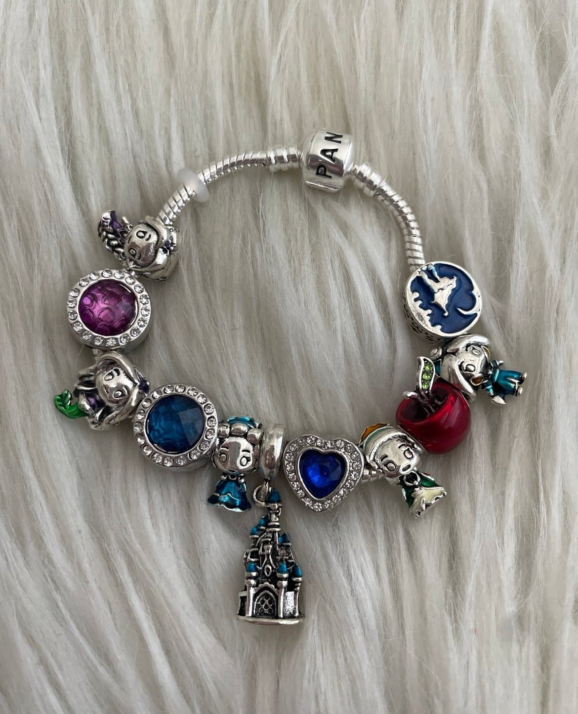 8.3” Pandora Bracelet With Disney Princess Charms 21cm With Pouch