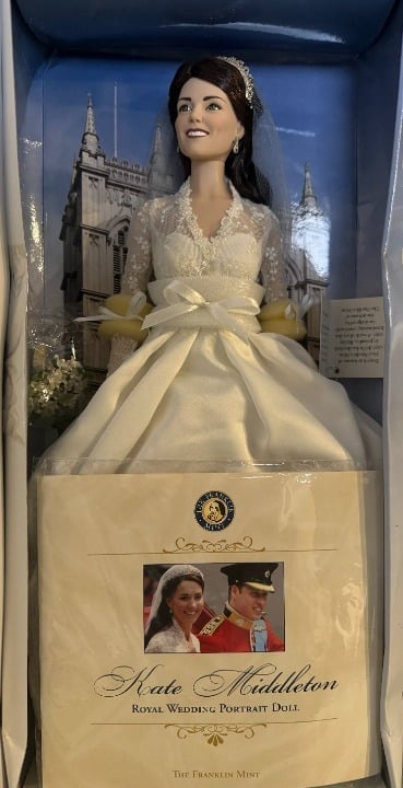 The Franklin Mini Kate Middleton Royal Princess Wedding Doll