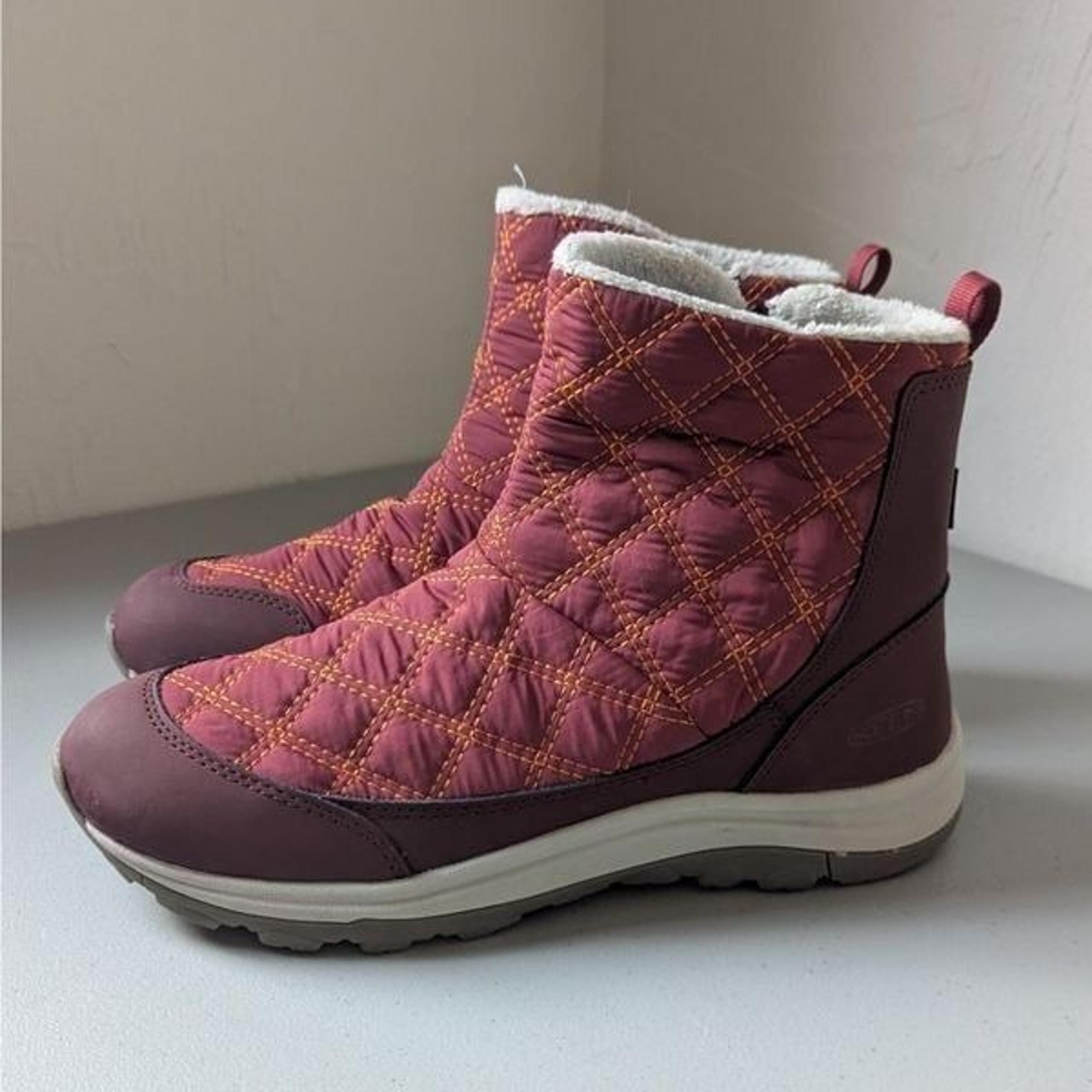 Keen Terradora II Wintry Waterproof Pull On Boots Women Size 10.5 Rhubarb NEW