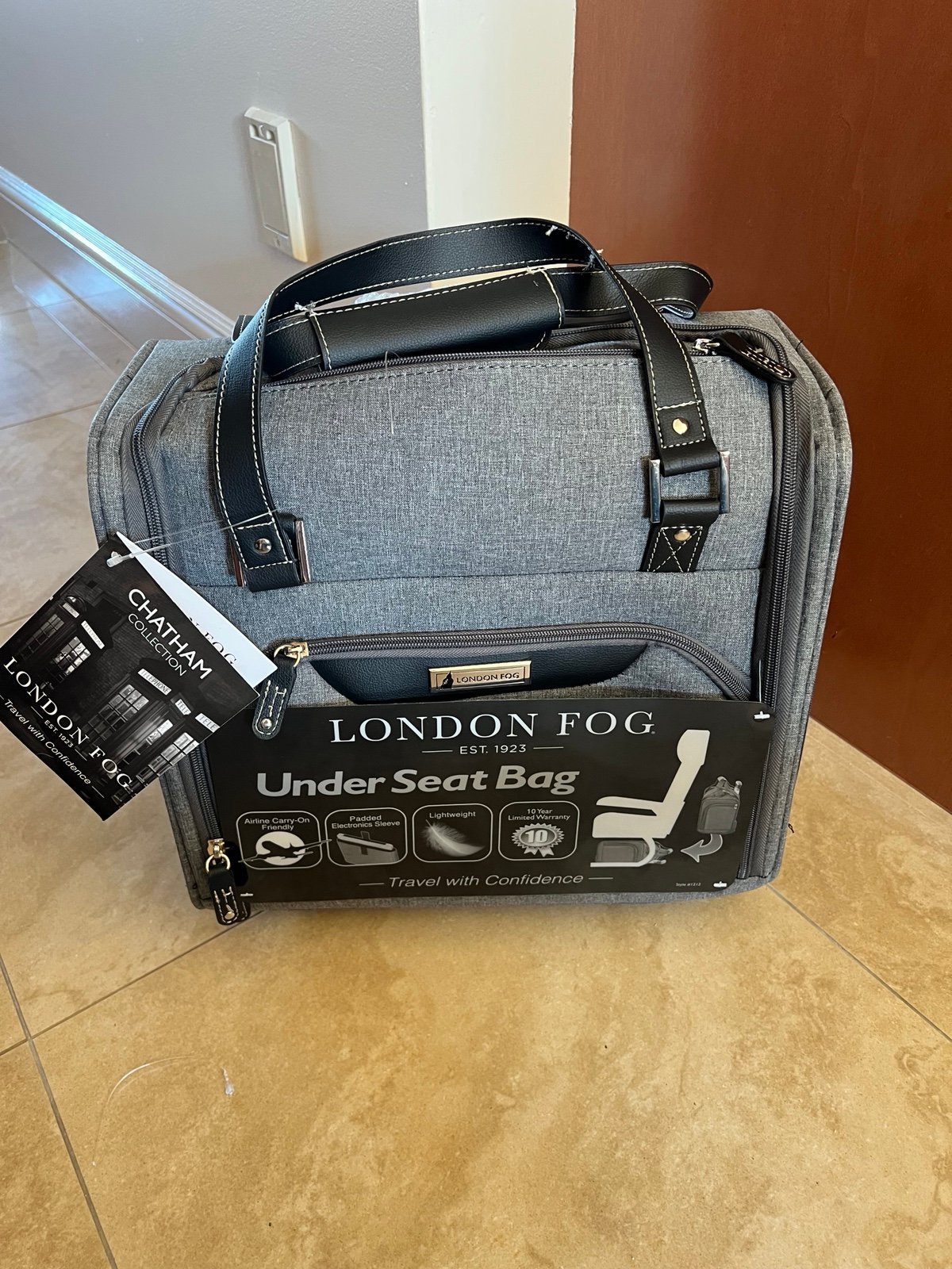 London Fog Chatham 15 2-Wheel Under The Seat Carry on Bag New