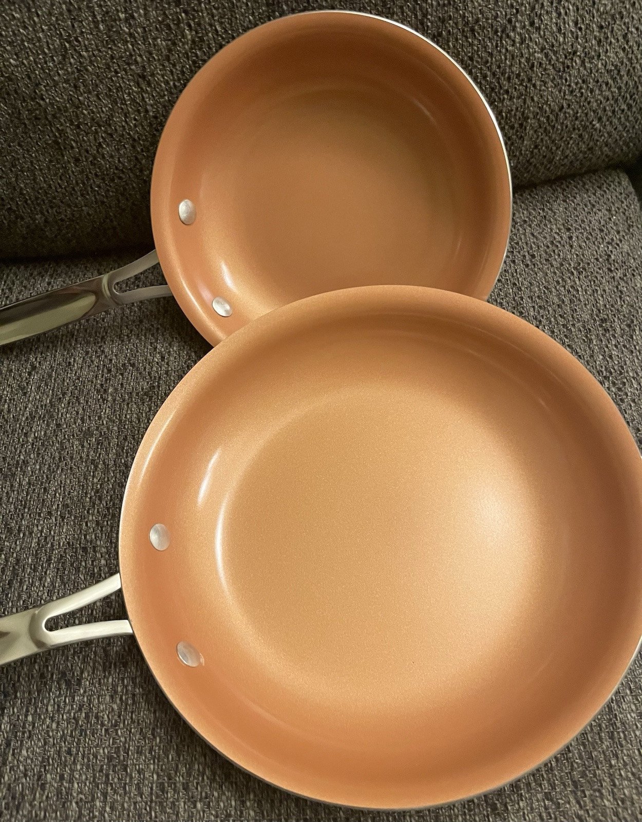 BulbHead Red Copper 10 Round Frying Pan Non Stick Ceramic Copper Infused w/Lid