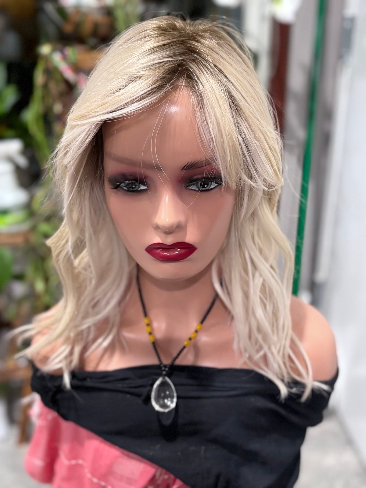Tressallure “Beachwave magic” wig color 613/100/R18 New