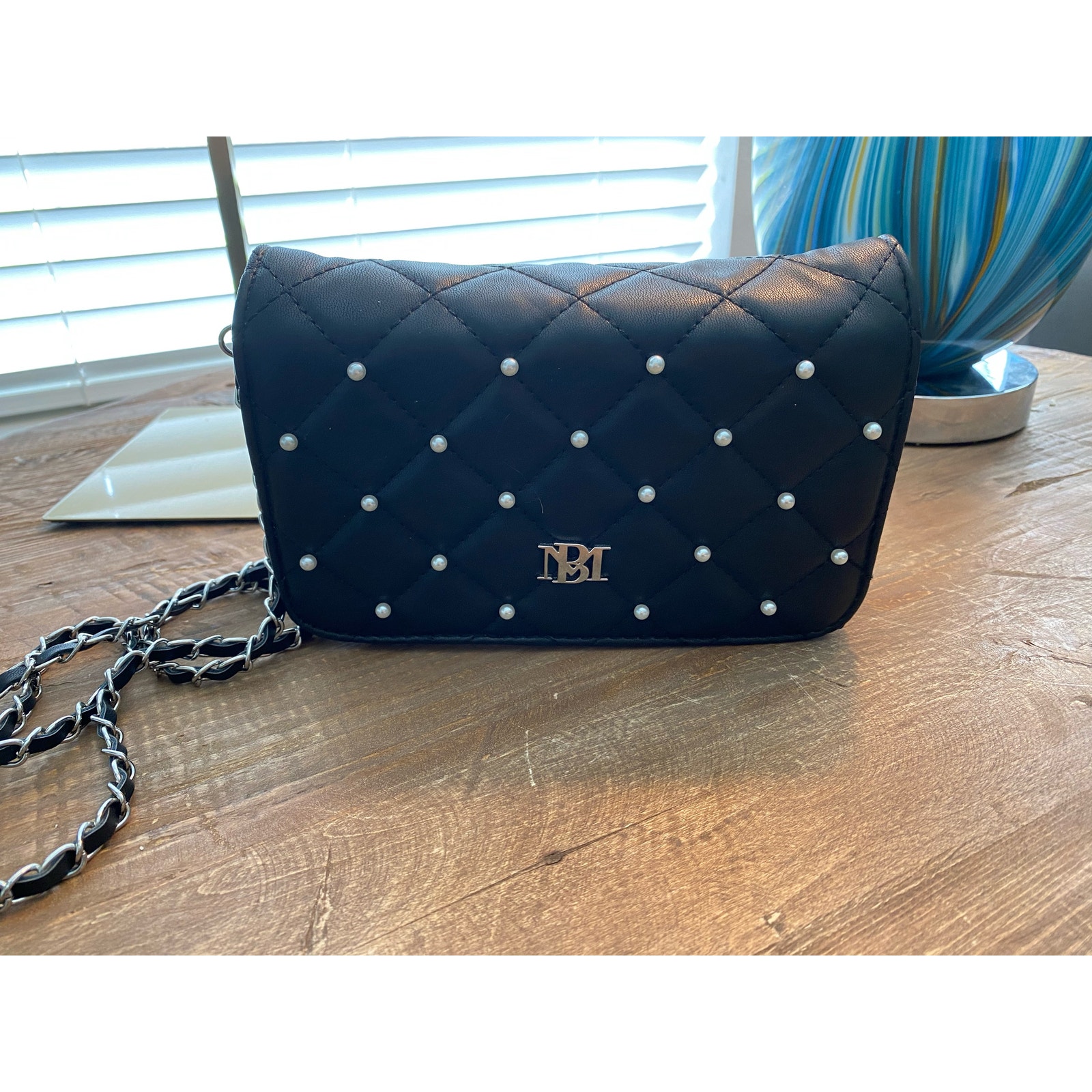 NWT Badgley Mishka black diamond quilted Crossbody with pearls