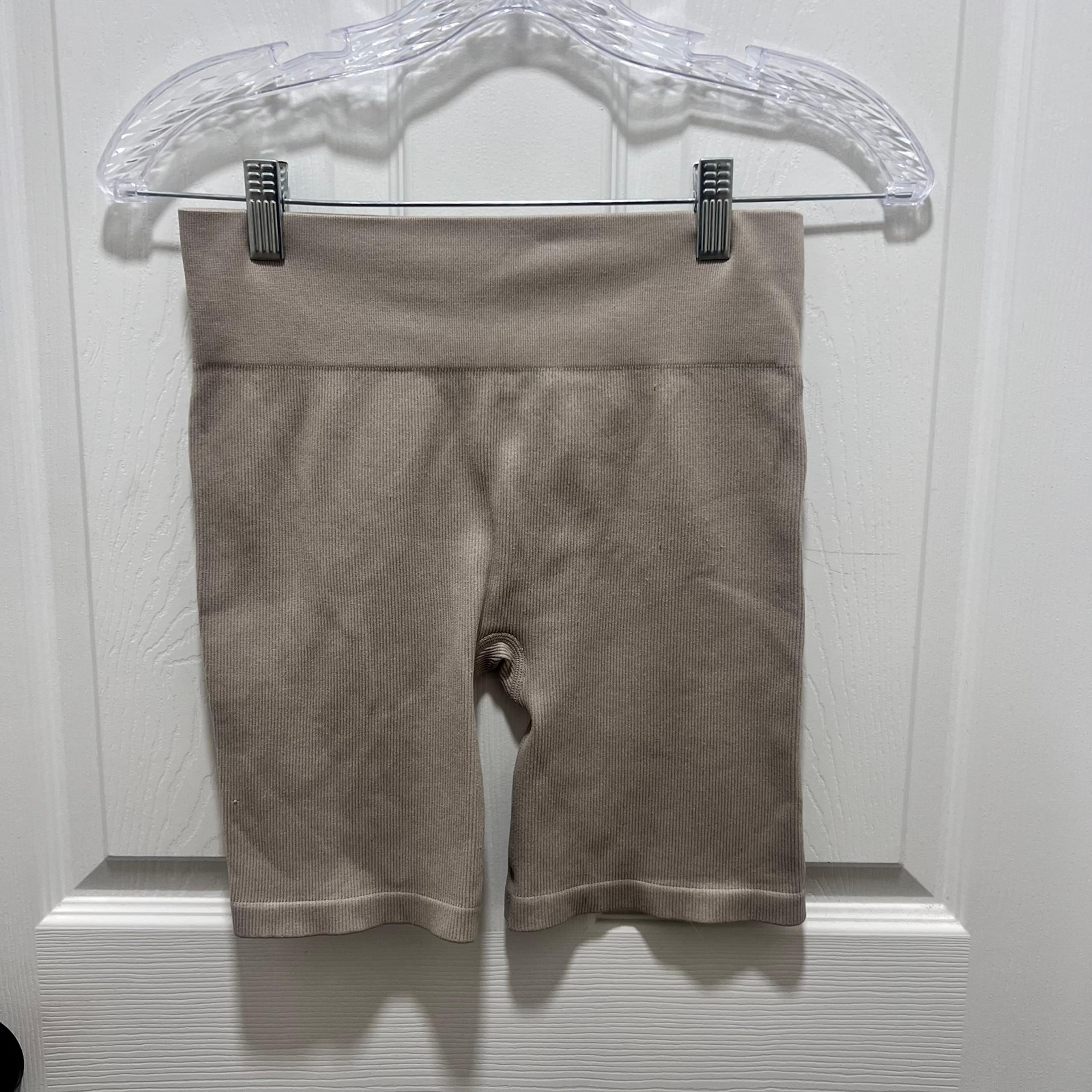 Gilly Hicks Women’s Juniors Ribbed Athletic Biker Shorts Bottoms Pants size S