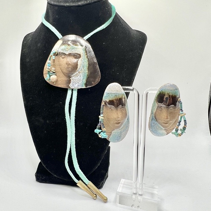 Vintage Southwestern Native Carved Pottery Beaded Bolo Tie Pierced Earrings Set