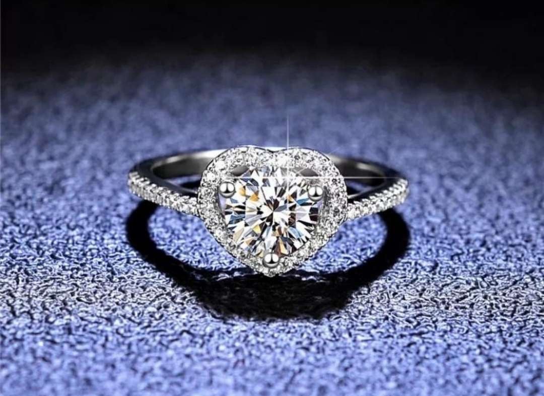 *SALE* Real Moissanite Heart Shaped Engagement Ring Size 5,6,7,8,9