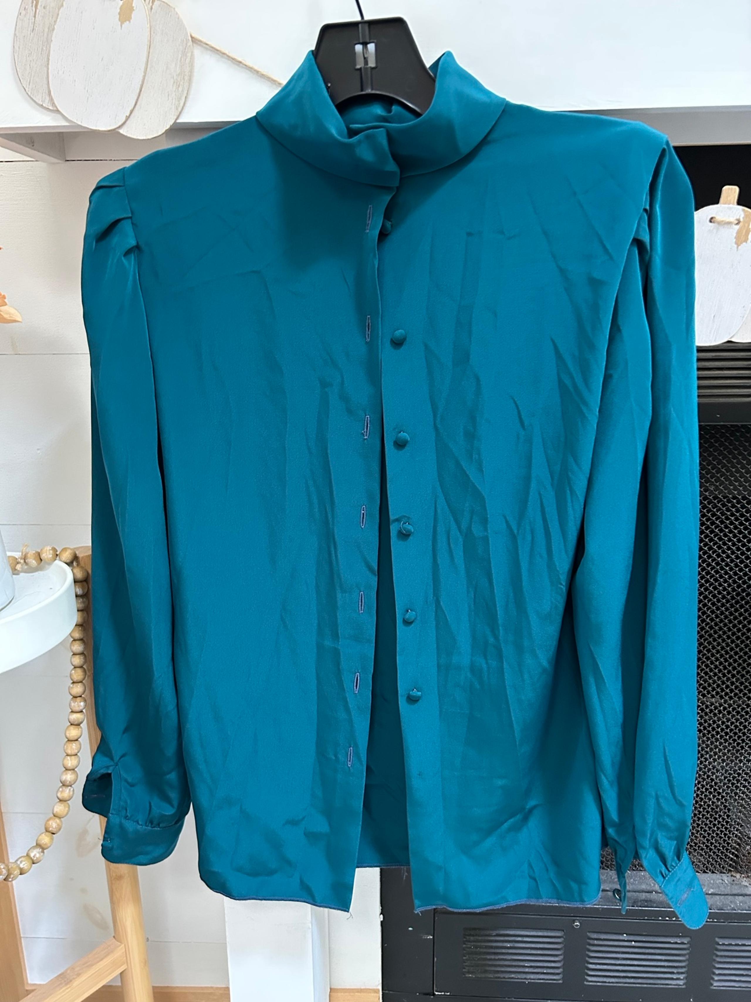 VTG St. John Button Down Blouse (4)