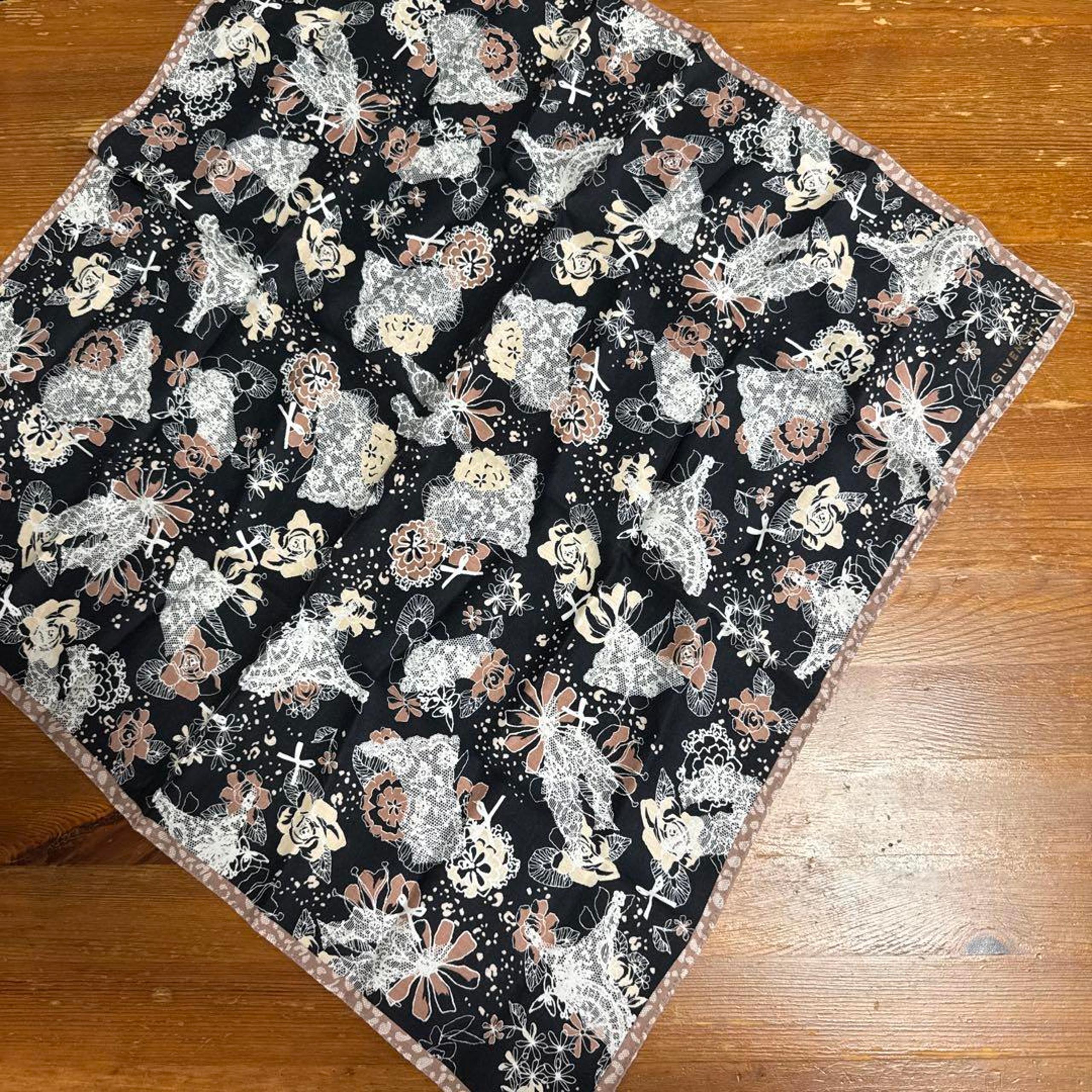 GIVENCHY Floral Scarf
