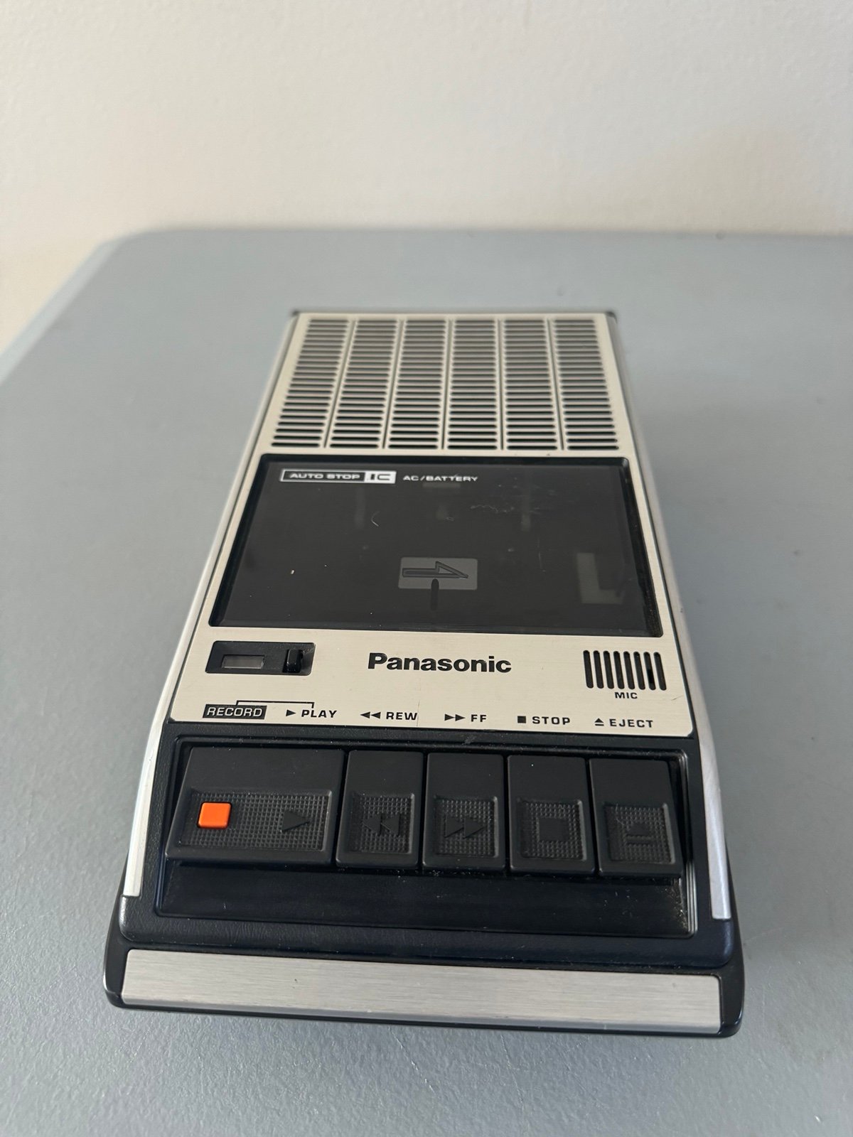 Panasonic Dual Voltage 120/220 Rq-2309 2309a Cassette Recorder Tape Player