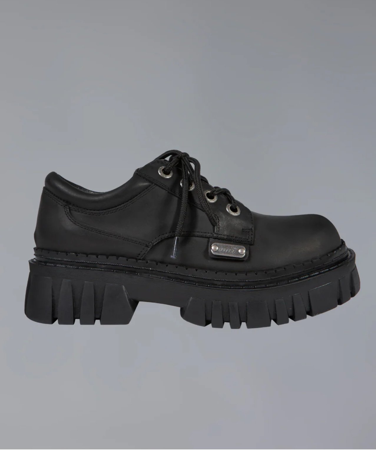 Unif trail shoes