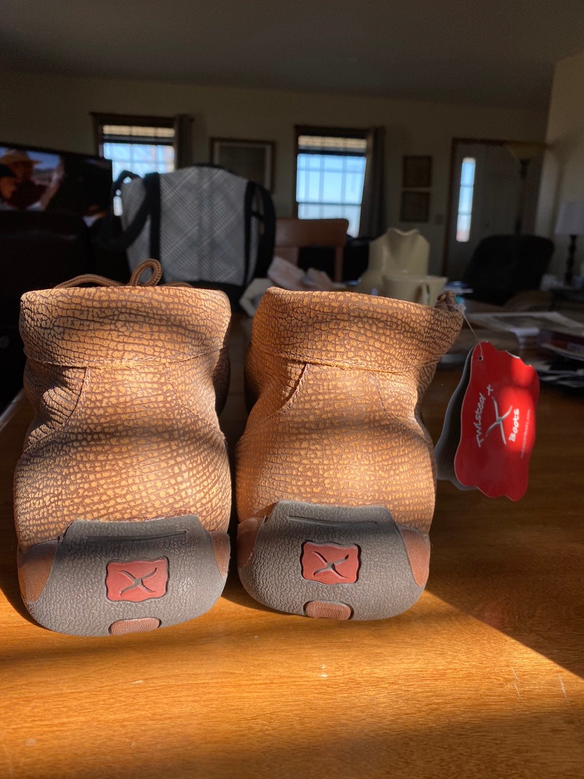 Mens twisted x shoes 14M
