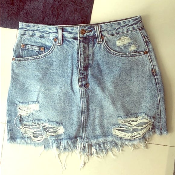 Ksubi sz 28 distressed denim light wash skirt
