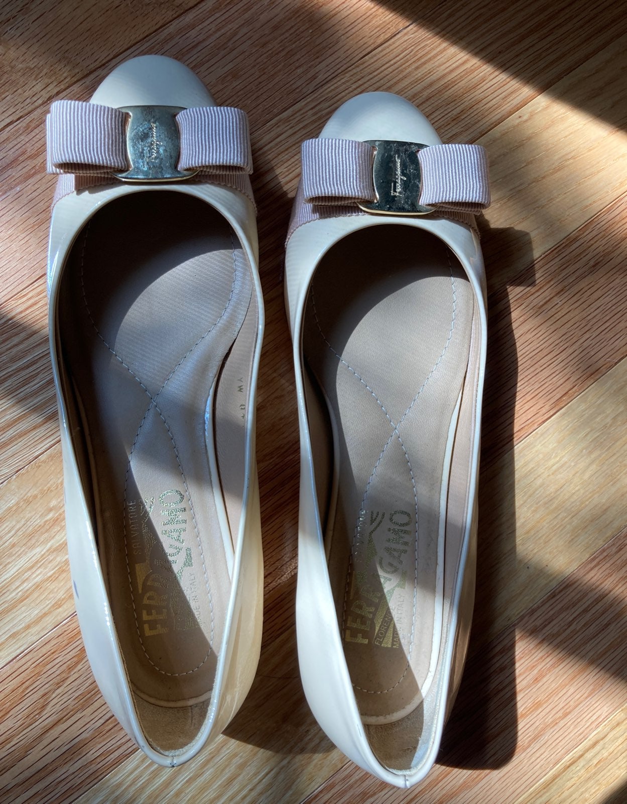 Ferragamo verina flat 7B