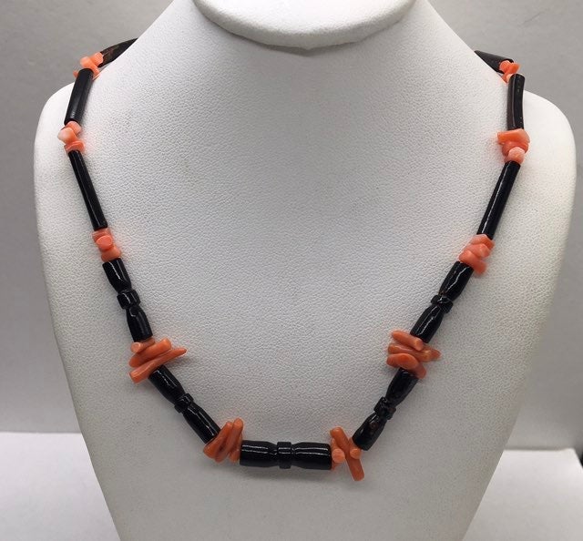 Vintage Natural Coral Necklace