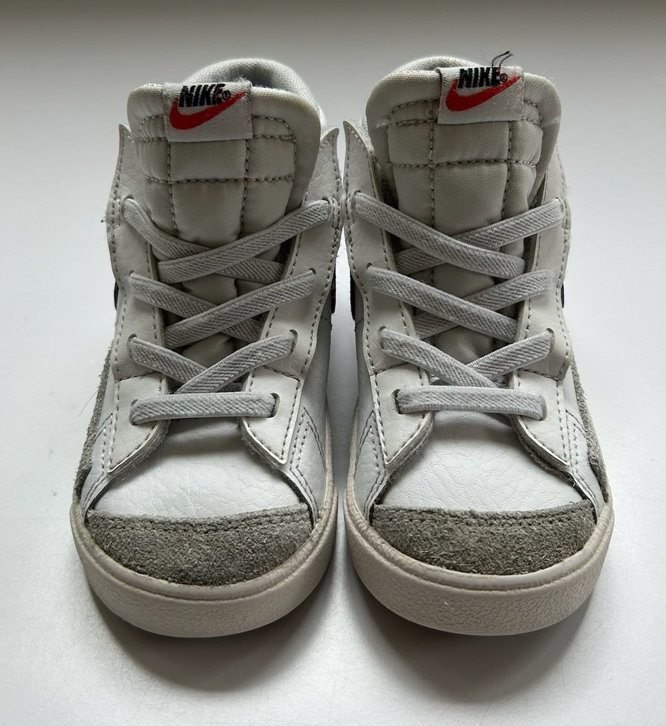 Nike BAlzers White & Black Kids Size 8C