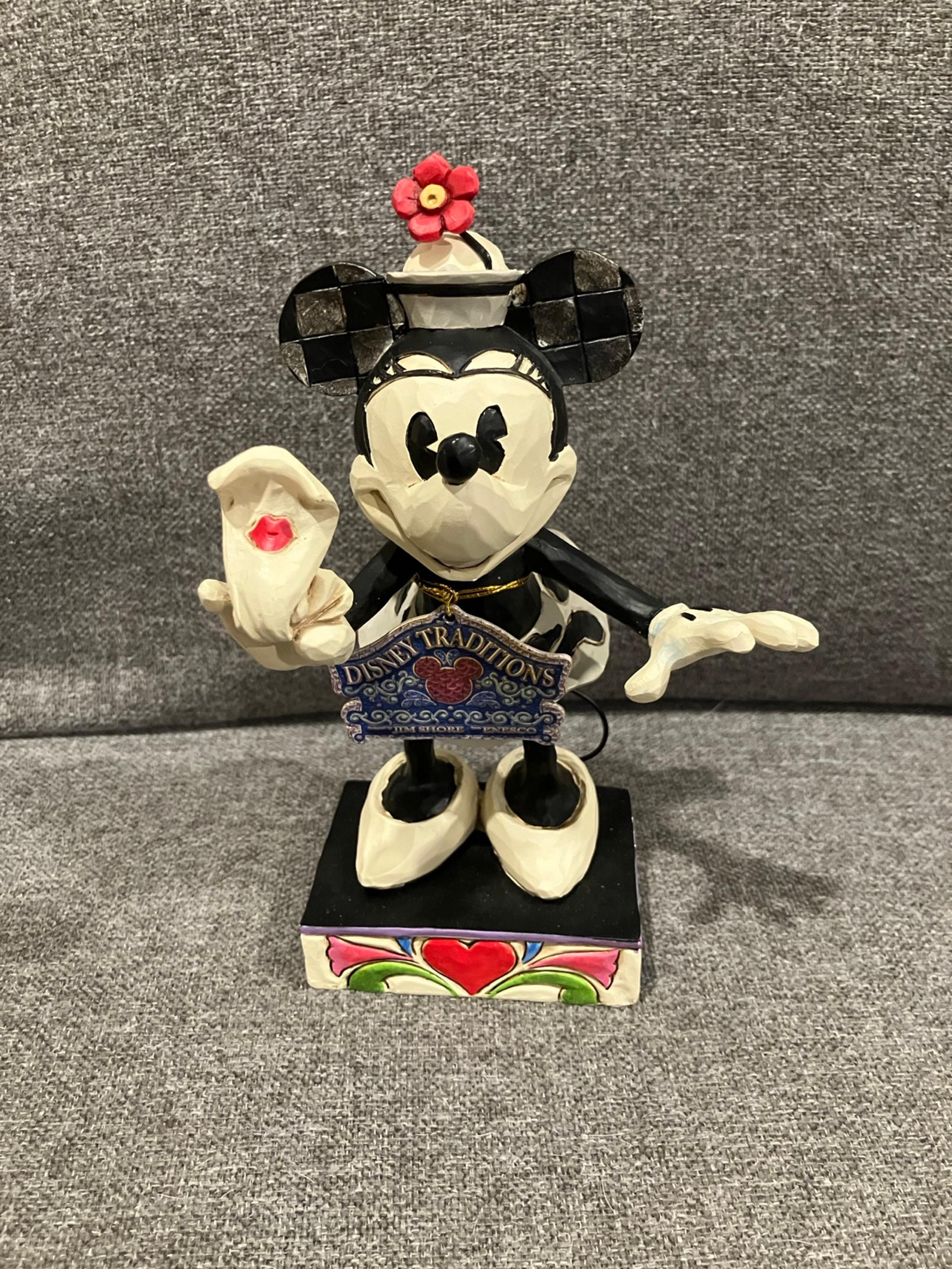Jim Shore Disney Traditions Black & White Minnie Mouse Figurine 4043666