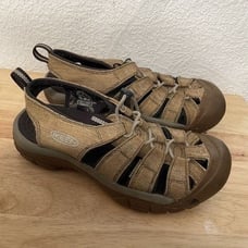 Keen Newport H2 Men's Beige Canvas Close Toe Casual Hiking Sandals Size 7 Retro
