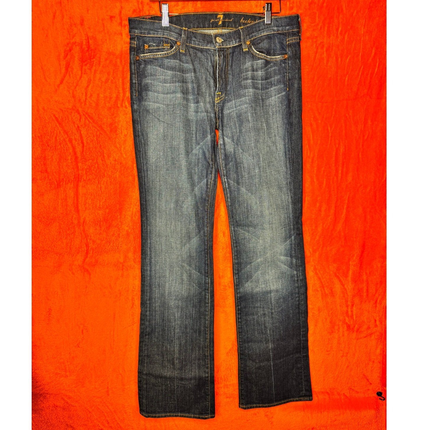 7 For All Mankind Boot Cut Dark Wash Bootcut Jeans Size 31 Pre- Loved