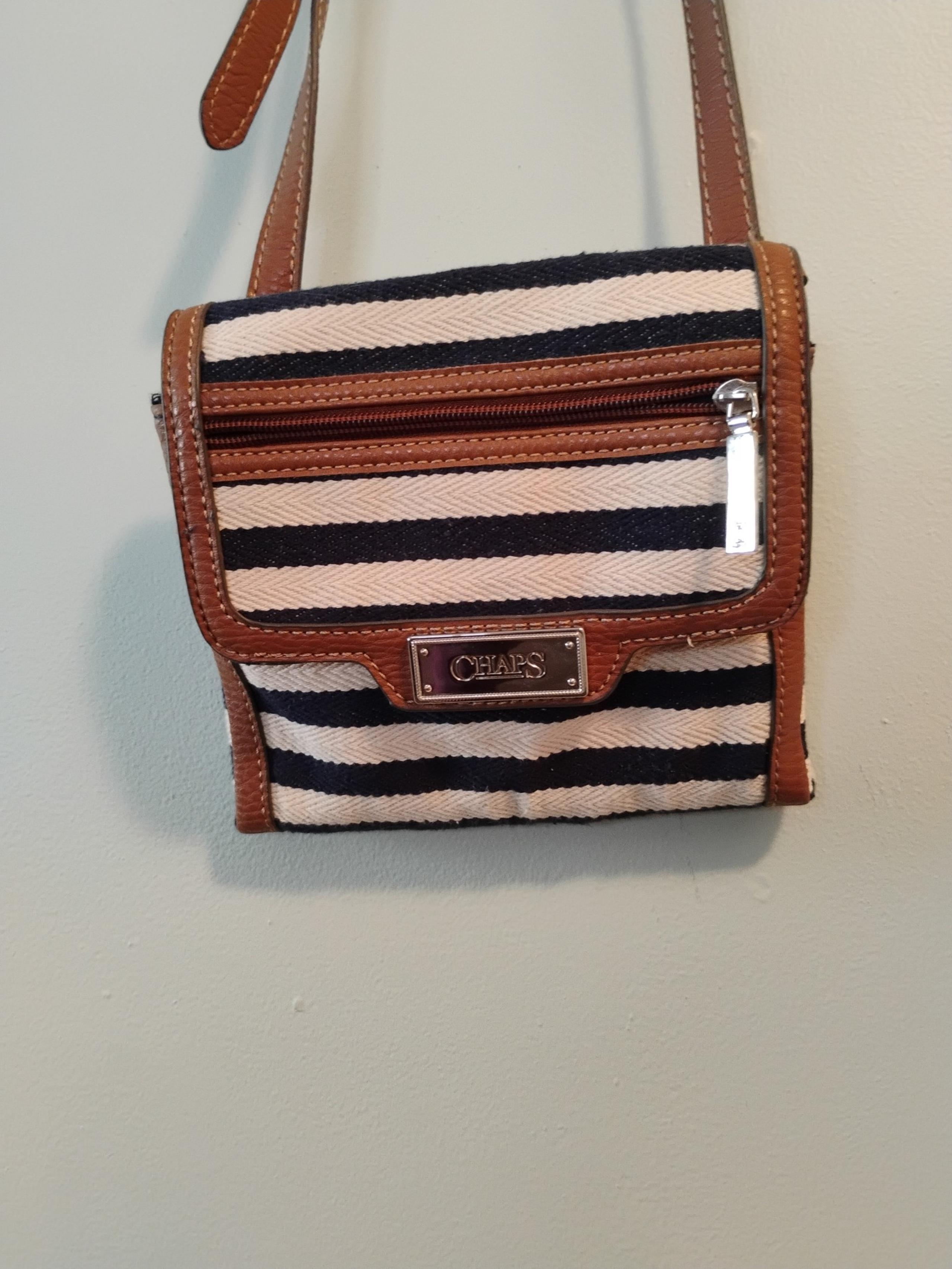 Chaps Crossbody bag